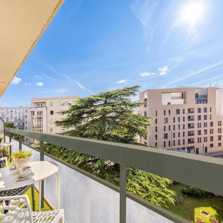 BnGo l Le Spacieux Cocon PartDieu l parking, balcon, 4p - One-Bedroom Apartment - 3