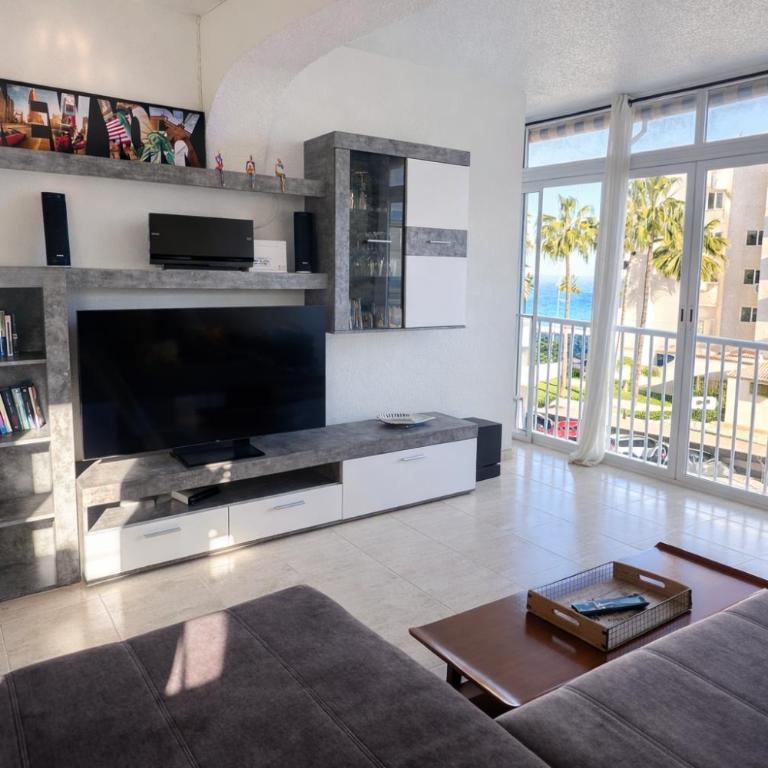 Apartment on the beach of Albir - Apartamento de 2 dormitorios con vistas al mar - 4