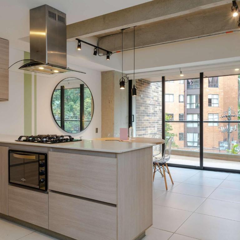 NOK Cozy 3 BR with Balcony in Laureles Medellin - Apartment - 25