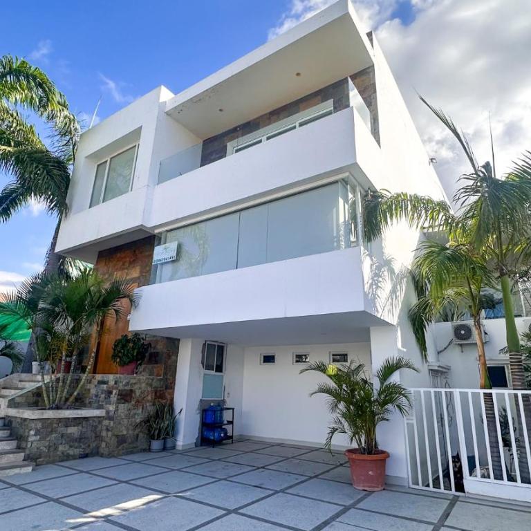 Casa para familias en urb Privada - Apartment - 1
