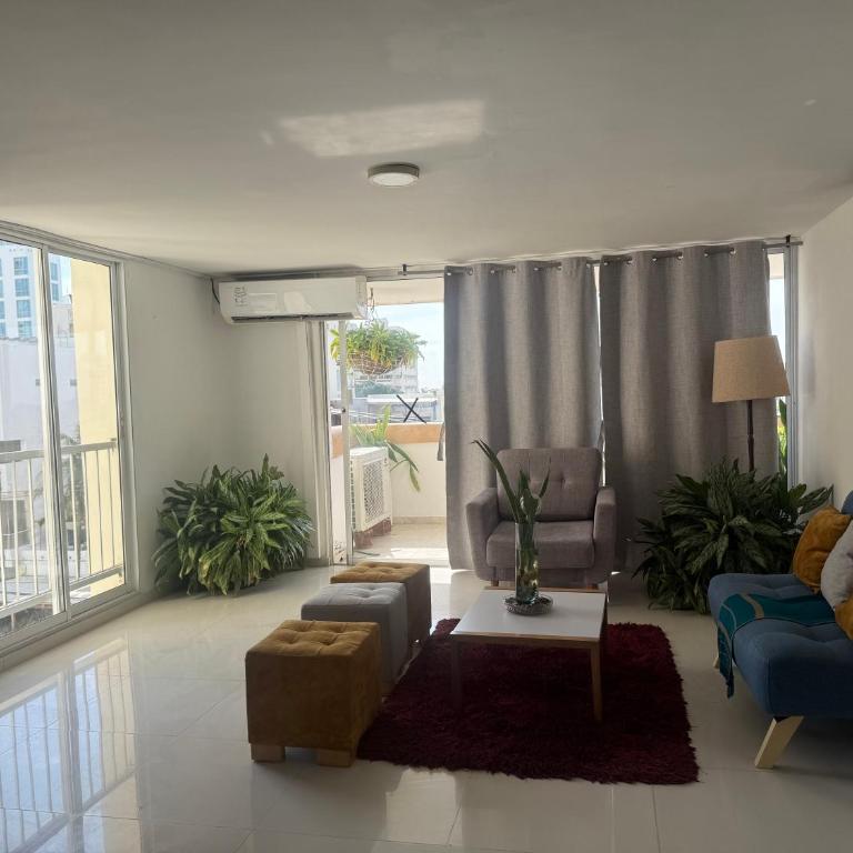 Lindos apartamentos - Three-Bedroom Apartment - 1