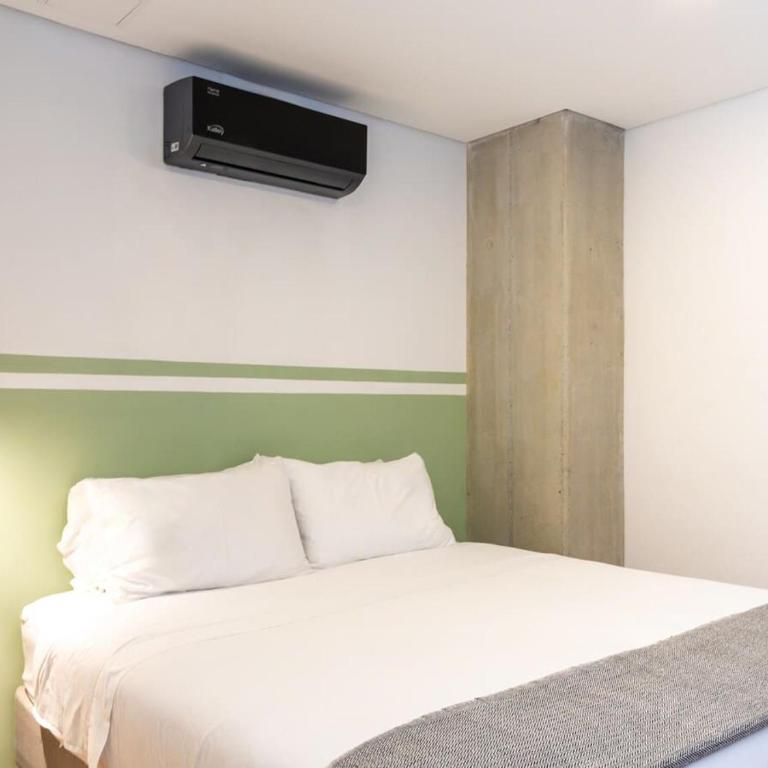 NOK Fantastic 3 BR w Balcony in Laureles Medellin - Apartment - 14