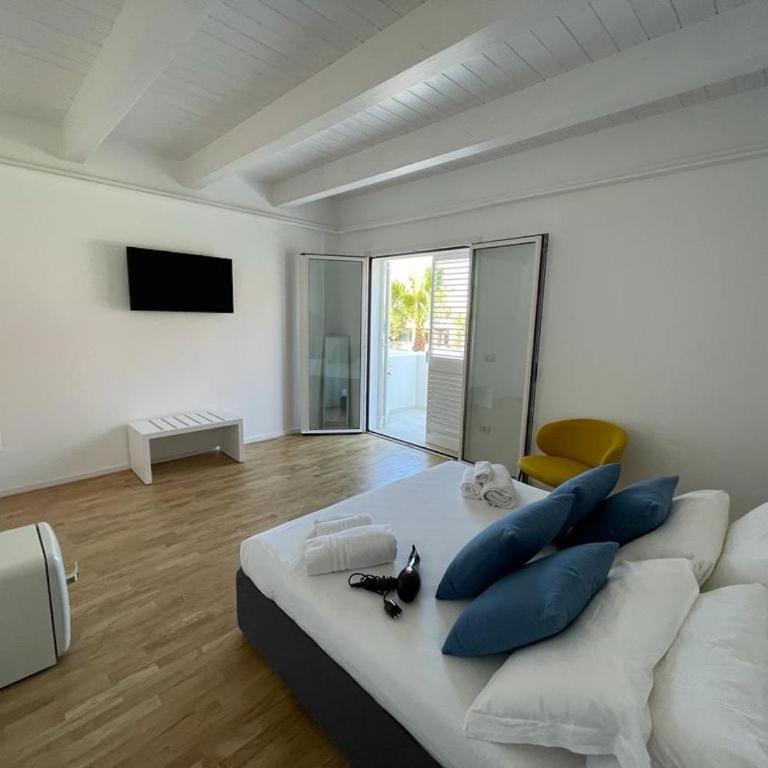 ItineraBaiaVerde Rooms & Breakfast - Camera Matrimoniale Deluxe con Balcone e Vista Mare - 13