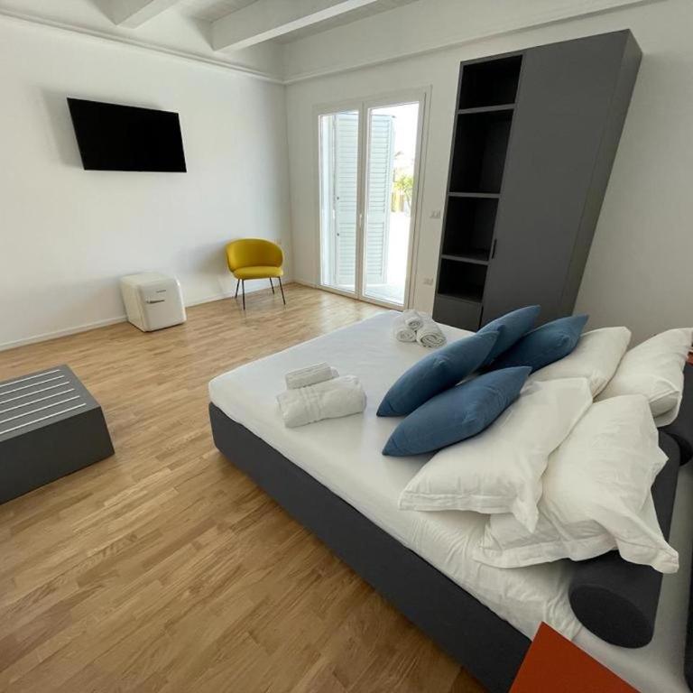 ItineraBaiaVerde Rooms & Breakfast - Camera Matrimoniale Deluxe con Balcone e Vista Mare - 11