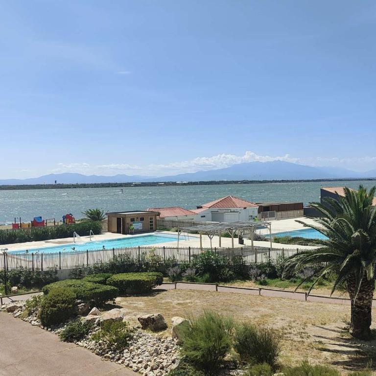 Appartement T2 avec grande terrasse, parking, animaux admis et piscine - FR-1-195-94 - Appartamento - 15