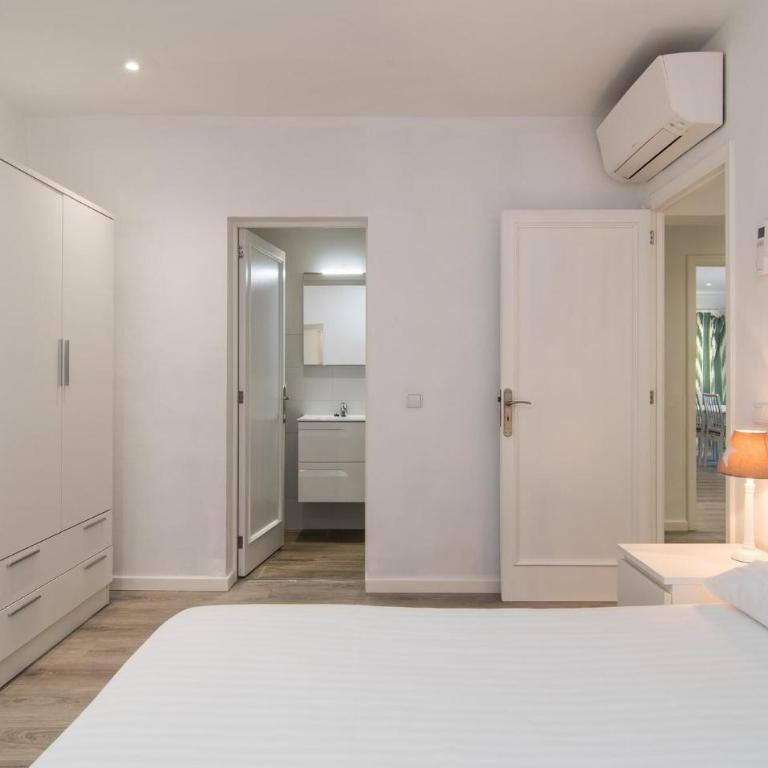 Anglesos - Four-Bedroom Vacation Home - 10