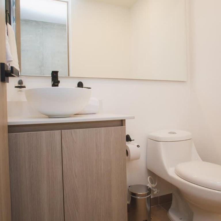 NOK Cool 3 BR With Balcony in Laureles Medellin - Apartment - 14