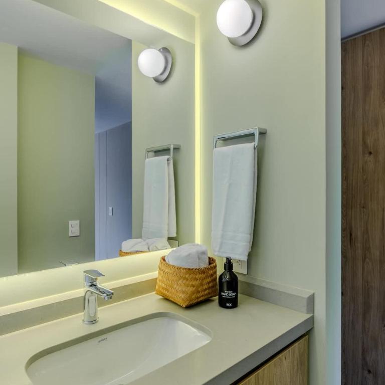 NOK 1BR Loft with Private stylish Balcony - Apartamento - 15