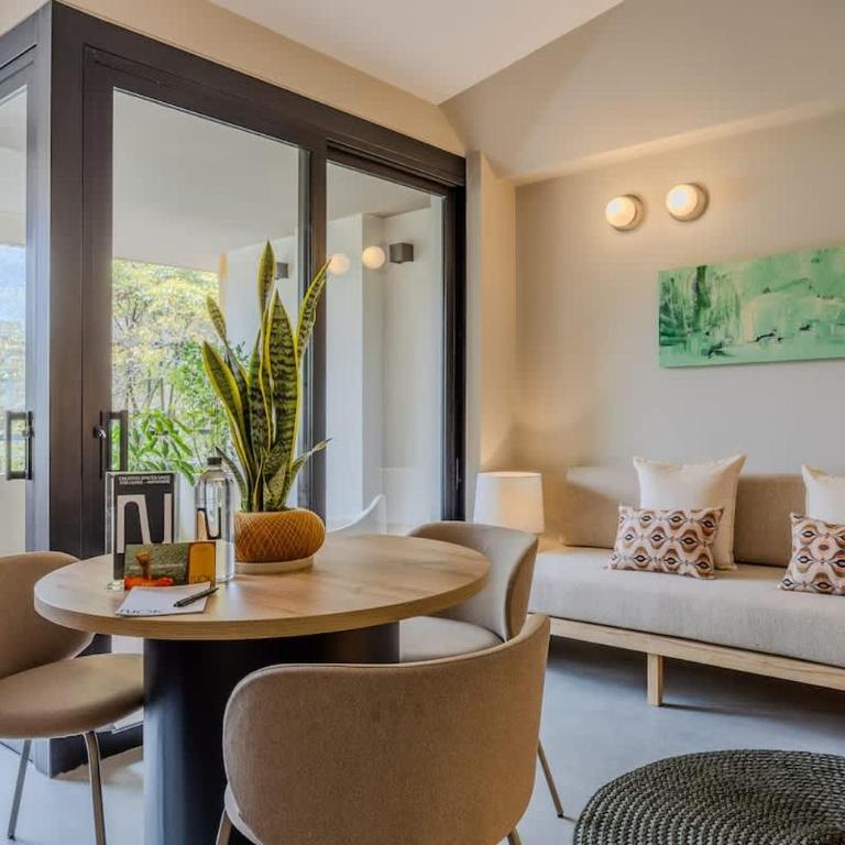 NOK Bright 1BR with Outdoor Terrace - Apartamento - 1