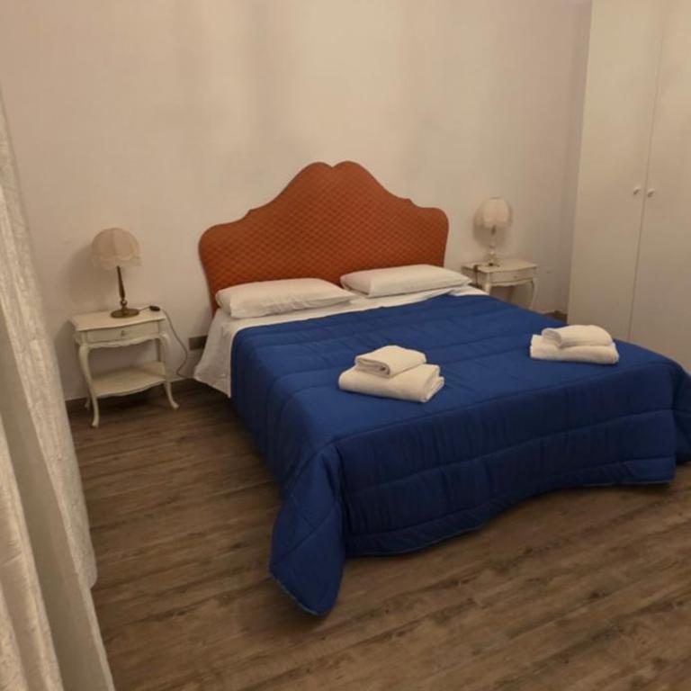 Zeus Rondinella Rooms - Camera Matrimoniale - 4