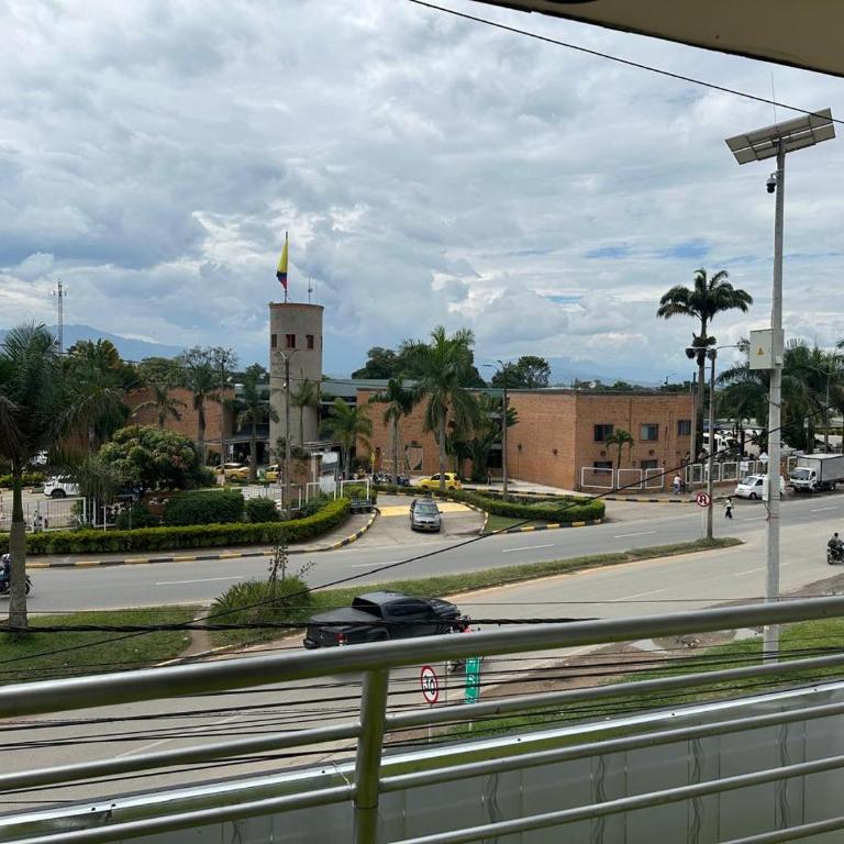 apartamento frente al terminal de pitalito - Apartamento de 2 dormitorios - 4