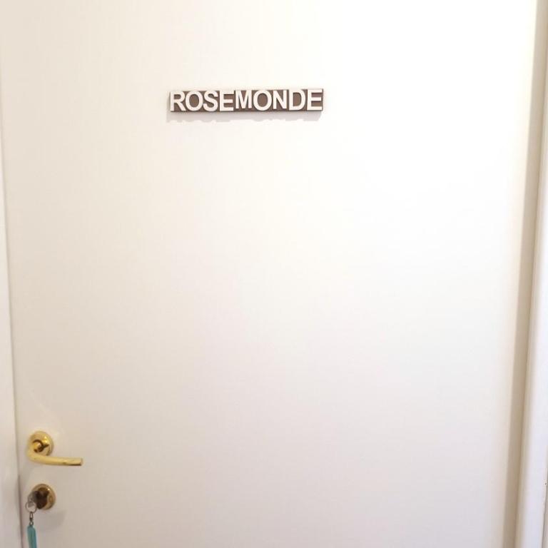 Guests Suite Apartment in Residence Villa nel Verde a Roma Aeroporto Ciampino - Villa - 55