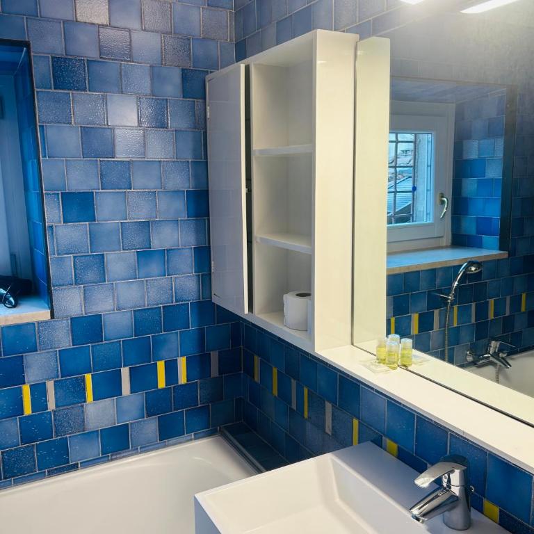 Sirio Center Home - Two-Bedroom Superior Apartment - 12