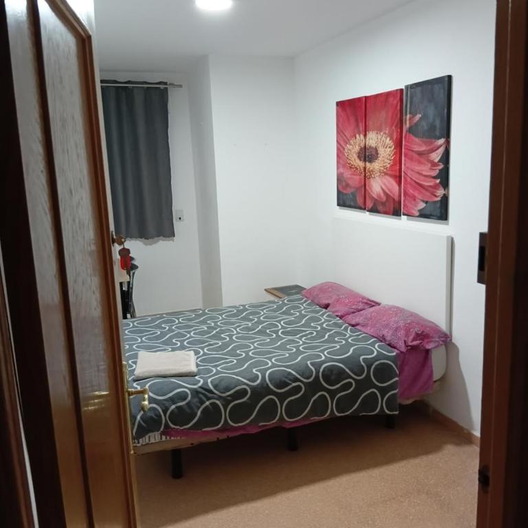 EMMI Guesthouse - Double Room with Shared Bathroom - 4