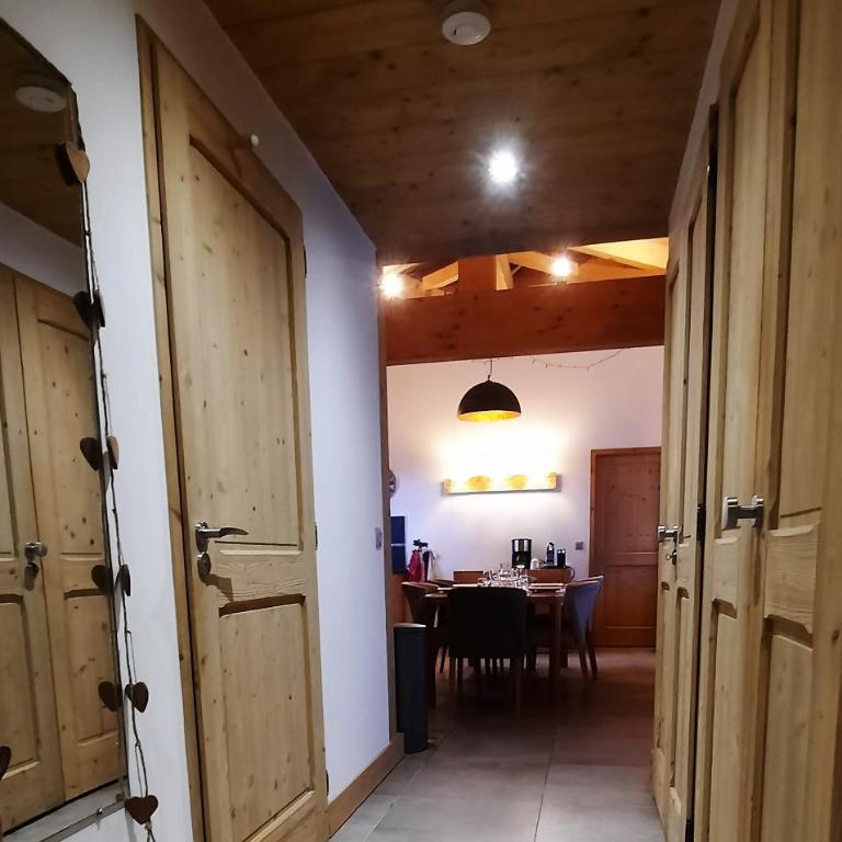Appartement esprit chalet, proche remontées avec garage - Appartement 2 Chambres avec Vue sur la Montagne - 15