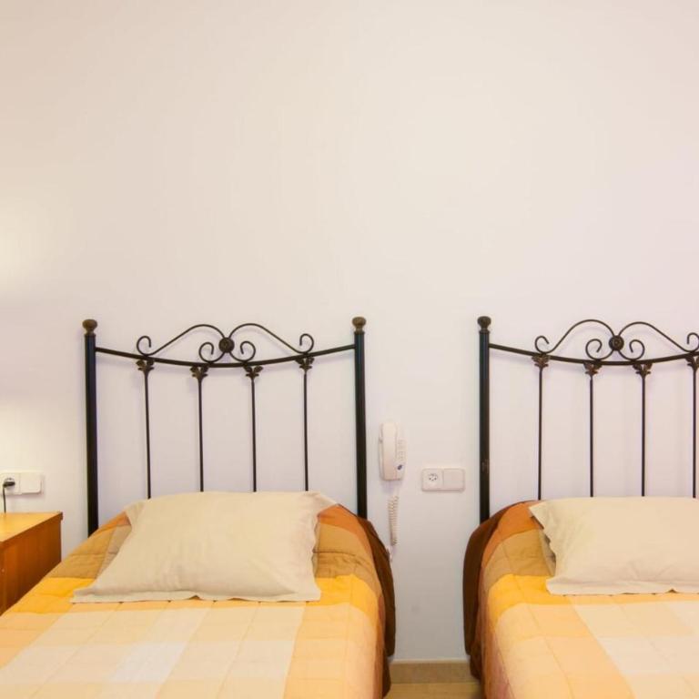 Can Picafort - Six-Bedroom Holiday Home - 20