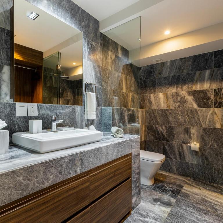 Capitalia Moliere Masaryk - Luxury Apartment, 2 Bedrooms, Patio - 10
