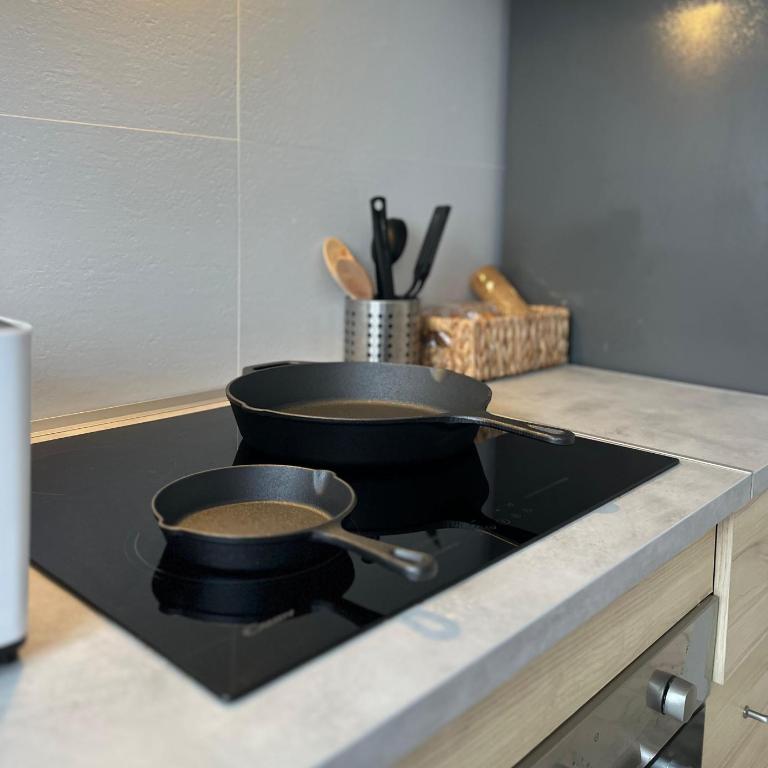 Central Rooms - Valencia City Centre Boho-Cozy Downtown - VLC Urban Rental - Double Room with Private Bathroom - 8