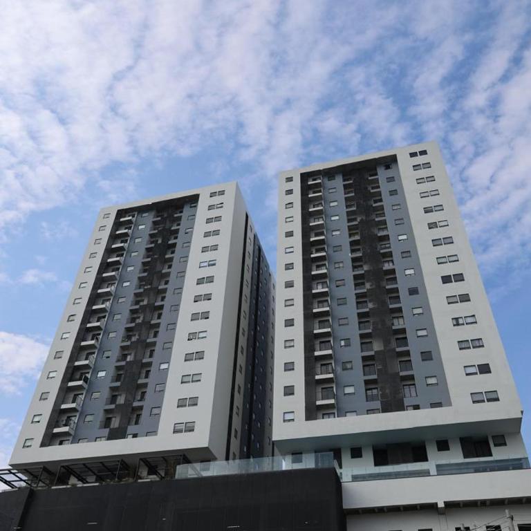 Comfortable Flat between Mitras and Alameda - Two-Bedroom Apartment - 20