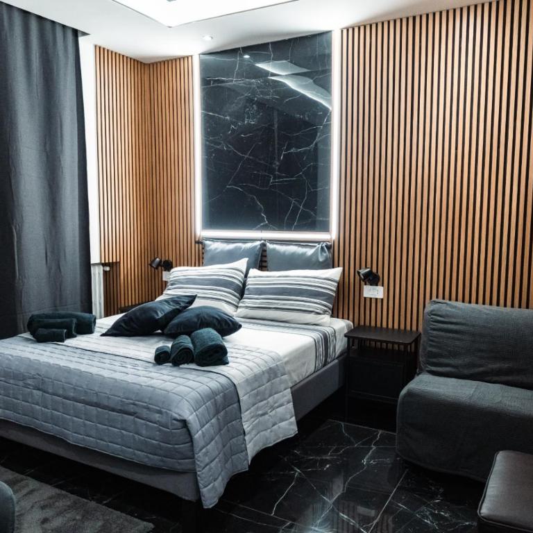 Salandra Suite- Bari Policlinico - Deluxe King Room - 22
