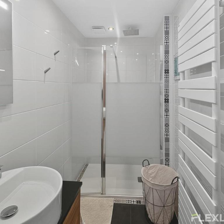 Spacieux T2 à 1 minute à pieds de la gare montparnasse - Appartement - 20