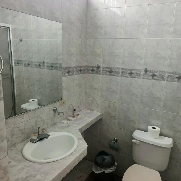 OCEANIk SUITES & HOTEL - Habitación Deluxe con cama extragrande - 5