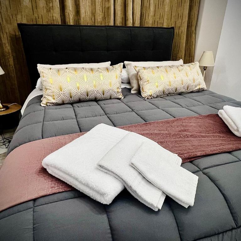 Exclusive and reserved suite, secure parking - One-Bedroom Apartment - 4