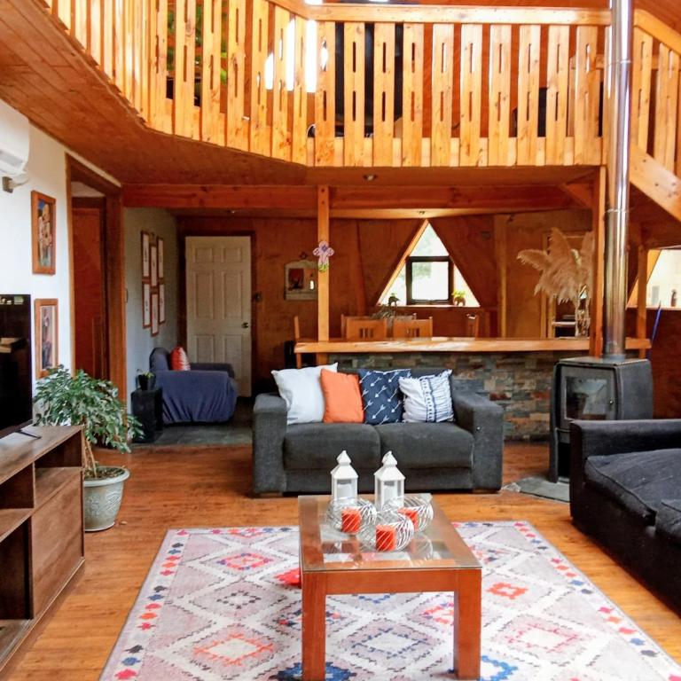 Domo familiar - Five-Bedroom House - 2