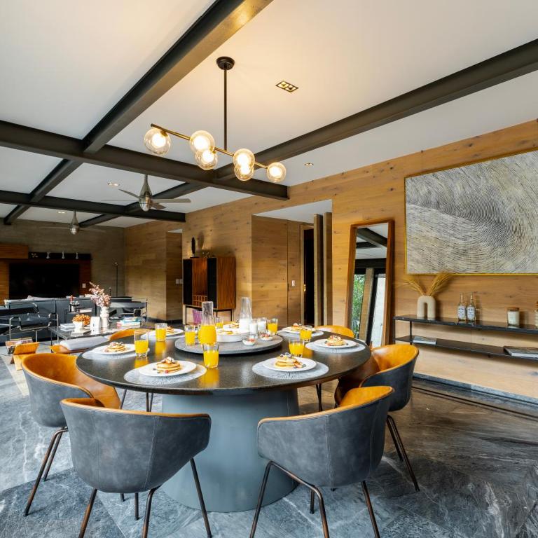 Capitalia Moliere Masaryk - Superior Apartment, 3 Bedrooms, Balcony - 2