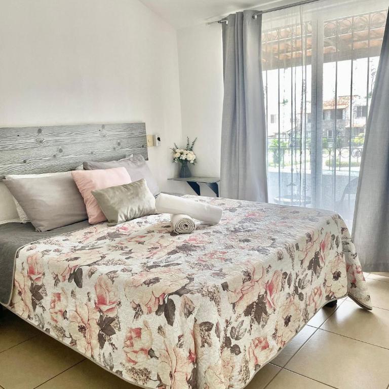 Casa moderna de 3 dormitorios y estacionamiento - Villa Deluxe - 29