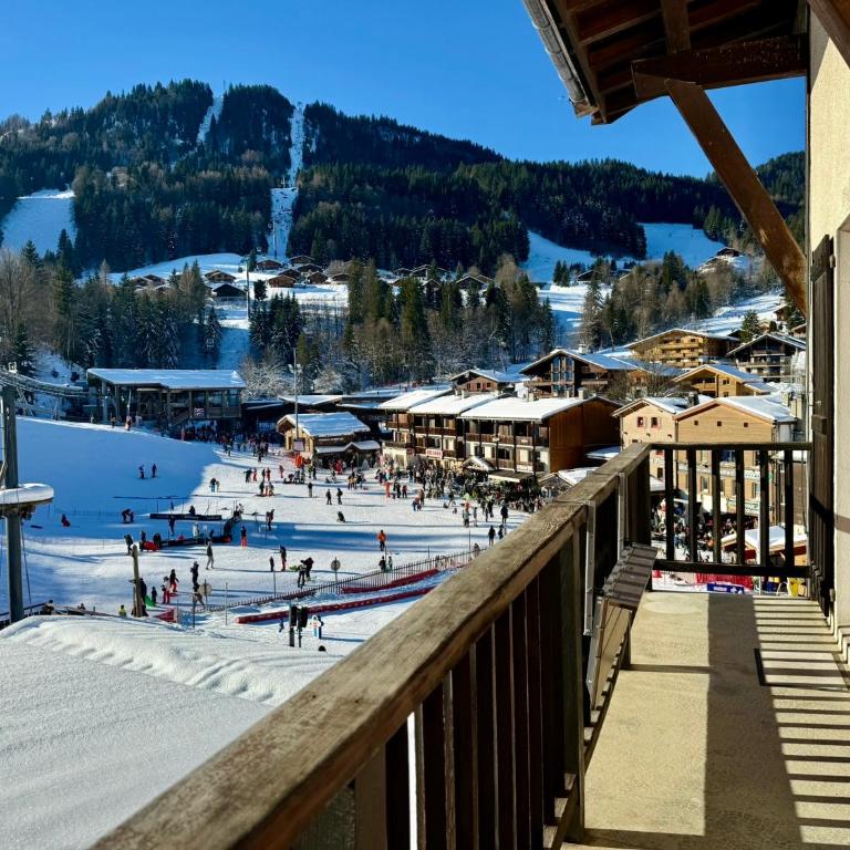La clusaz Centre village , pied des pistes, 42 m2 , balcon sud vue montagne - Appartement 1 Chambre - 1