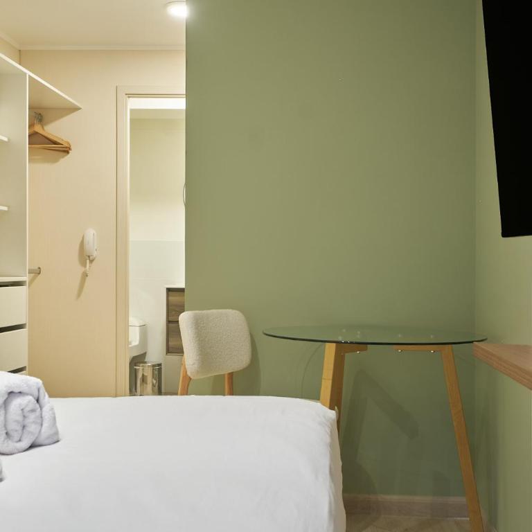 Larco 971 Luxury Stays by Geko - Three-Bedroom Apartment - 13