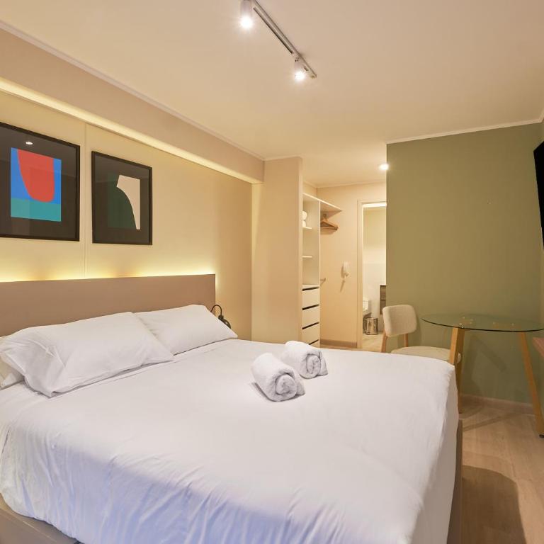 Larco 971 Luxury Stays by Geko - Three-Bedroom Apartment - 15
