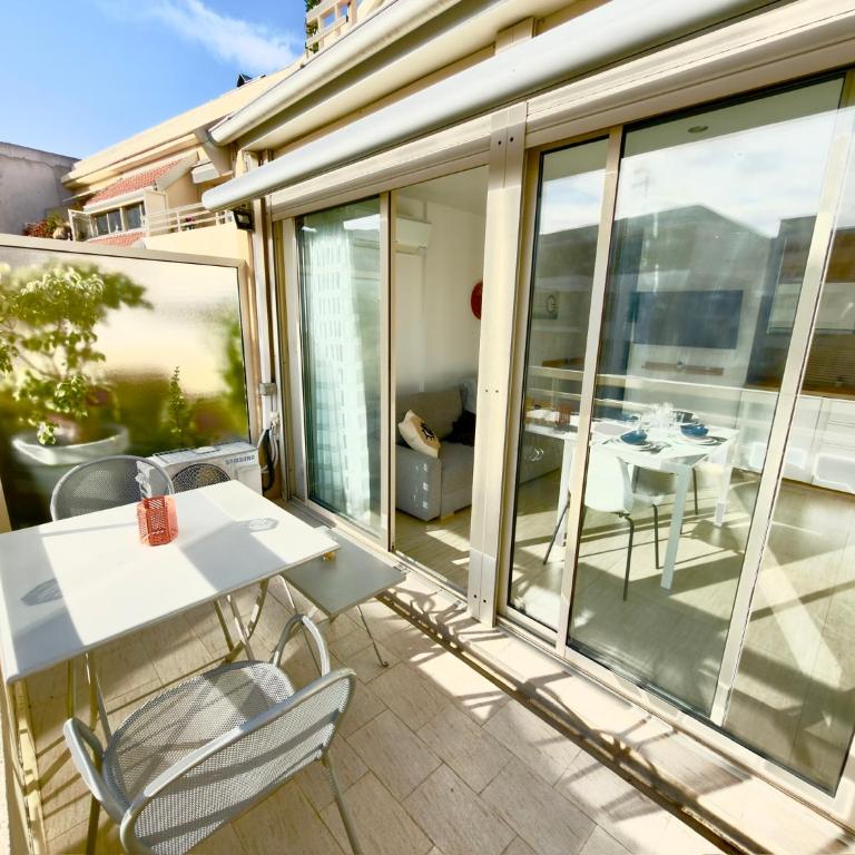 Alex Studio - Parking - 2 minutes de la plage - Terrasse Plein Soleil et Sud - Studio - 15