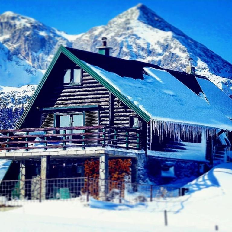 Chalet Siljak - Three-Bedroom Chalet - 37