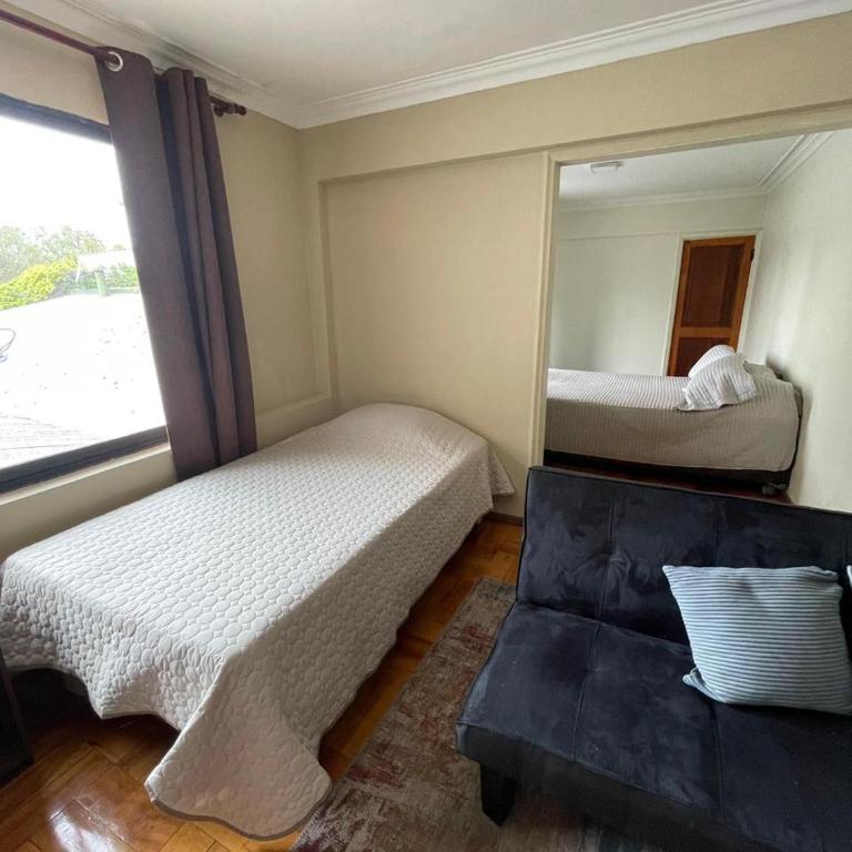 El Centrito - Three-Bedroom Apartment - 7