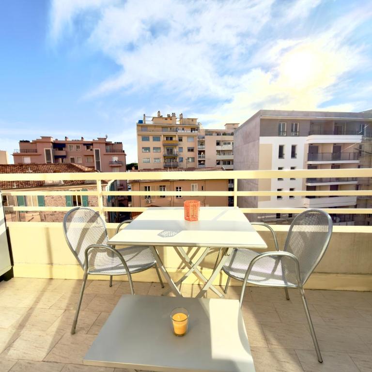 Alex Studio - Parking - 2 minutes de la plage - Terrasse Plein Soleil et Sud - Studio - 7