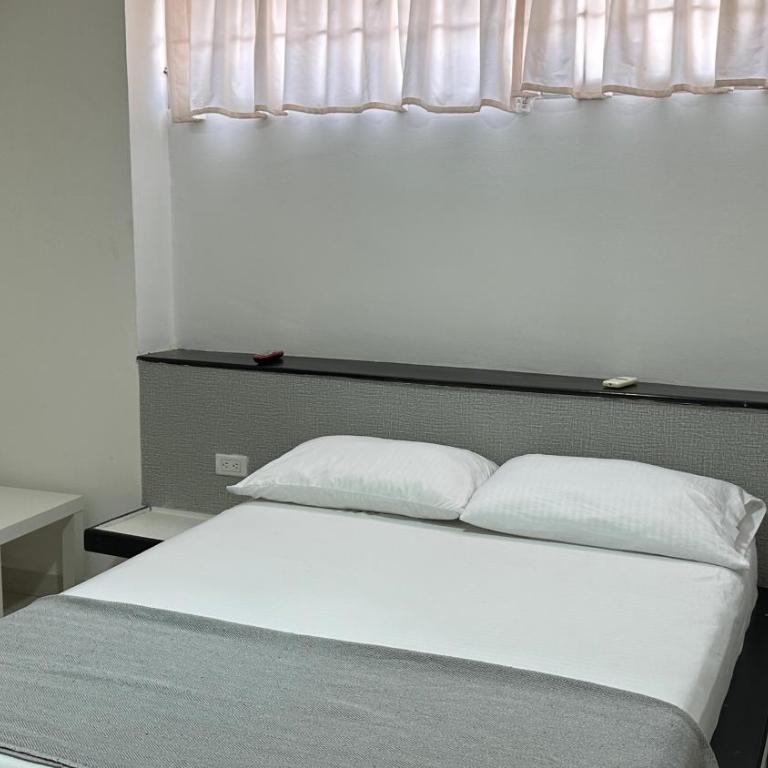Las Piloneras Apartahotel - Suite Estándar - 7