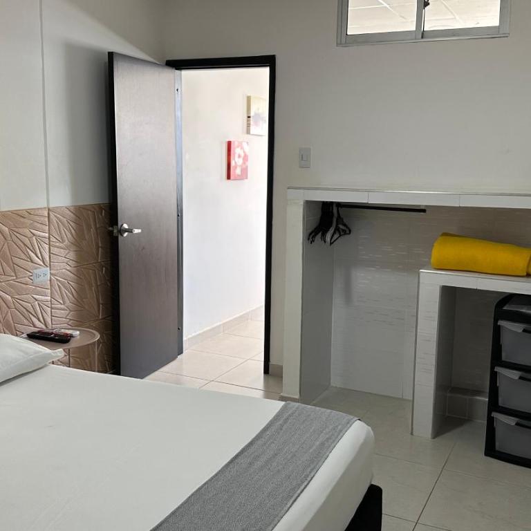 Las Piloneras Apartahotel - Estudio - 1