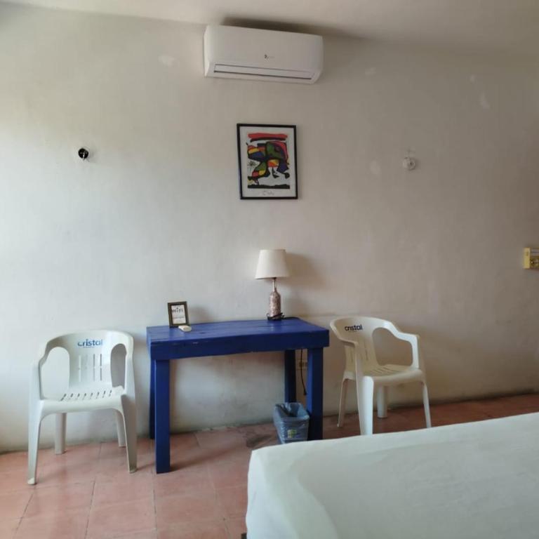 Casa de Ines y Victoria - Habitación Doble con aseo compartido - 23