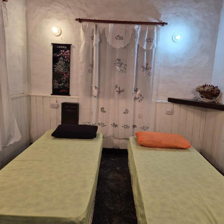 Casa de Valeria - Three-Bedroom House - 11