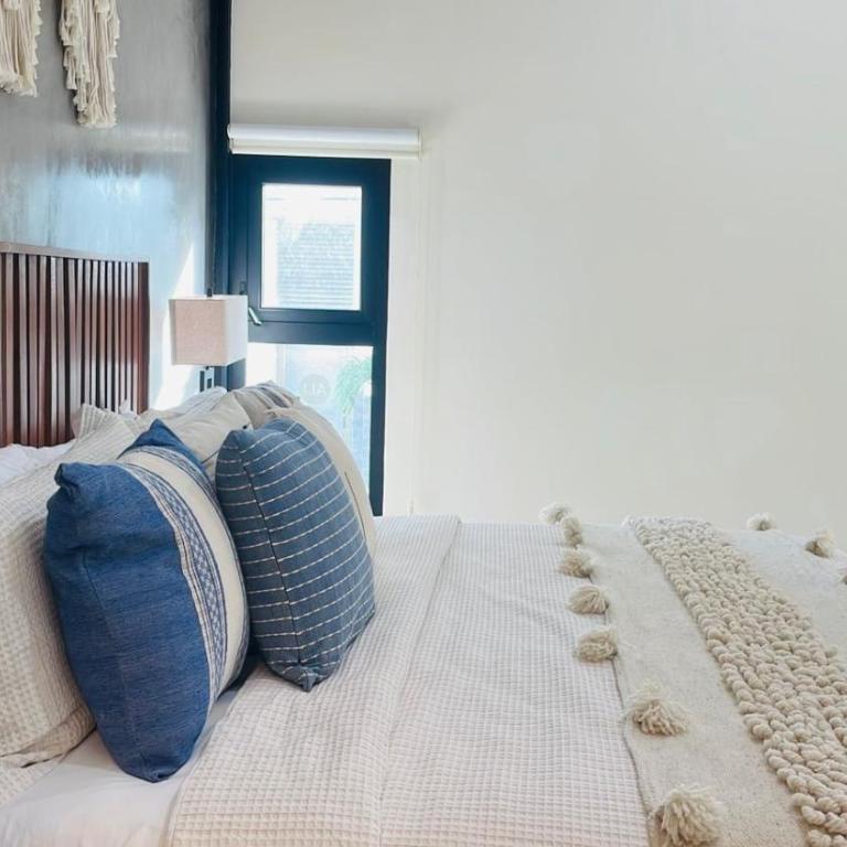 Stylish 2BR Condo near the 5th Avenue & the Beach - Apartamento de 2 dormitorios - 94