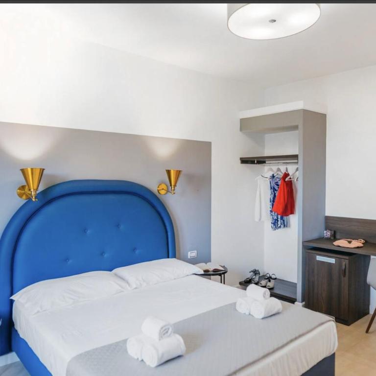 Mako Sorrento Suites - Camera Matrimoniale - 4