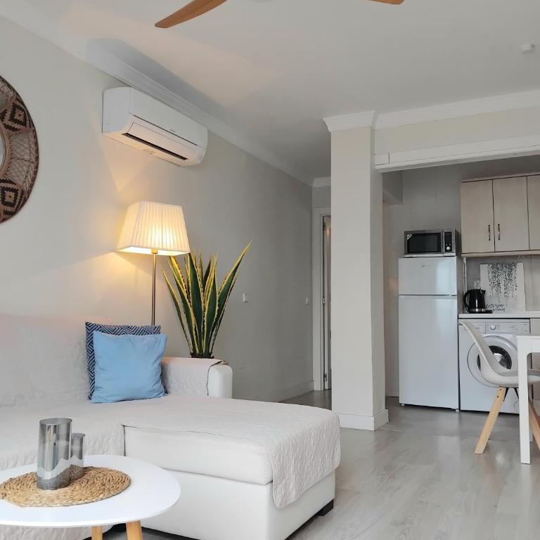 New City Penthouse near beach with sunny balcony - Apartamento de 1 dormitorio - 17
