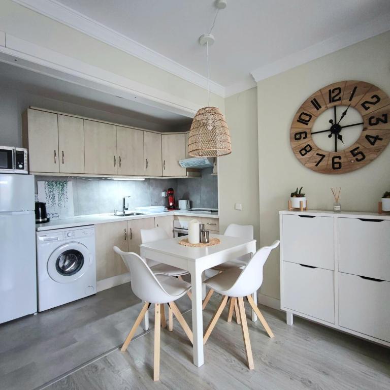 New City Penthouse near beach with sunny balcony - Apartamento de 1 dormitorio - 13