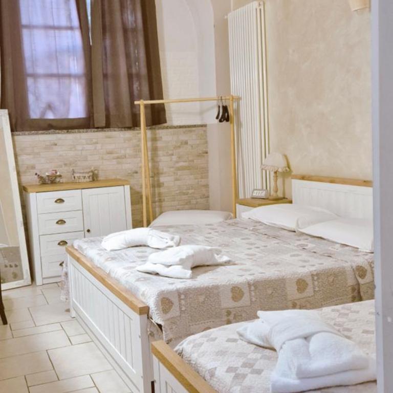 B&B Cascina Barolo - Chambre Double avec Salle de Bains Privative - 1