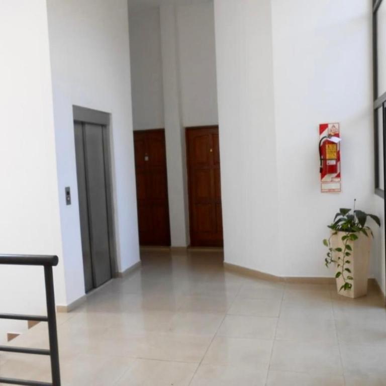Edificio Panorámico - Apartamento - 2