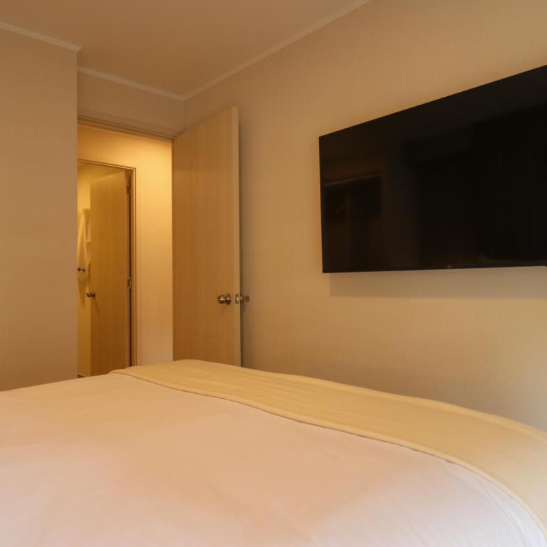 Larco Residence in the Heart of Miraflores by Wynwood House - Two-Room Apartment - 8