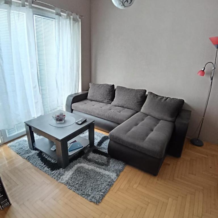 Wolf Apartments Kopaonik - Two-Bedroom Deluxe Apartment - 1