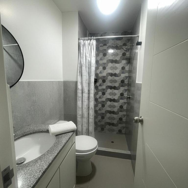 E Free Parking Wifi Pro Laundry 1B 204 - One-Bedroom Apartment - 5
